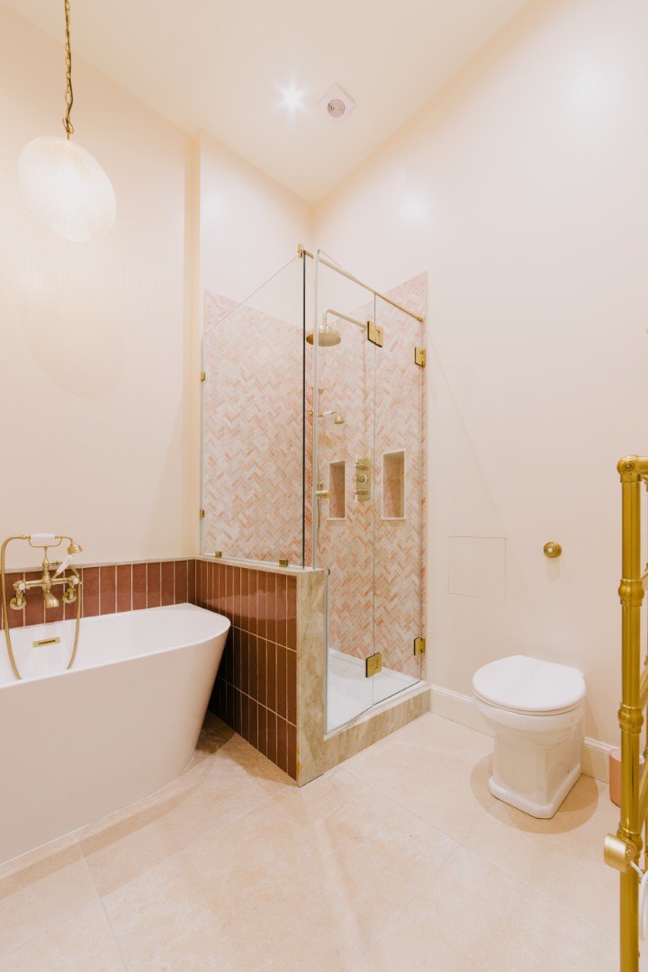 Elegant bathroom with modern fixtures.